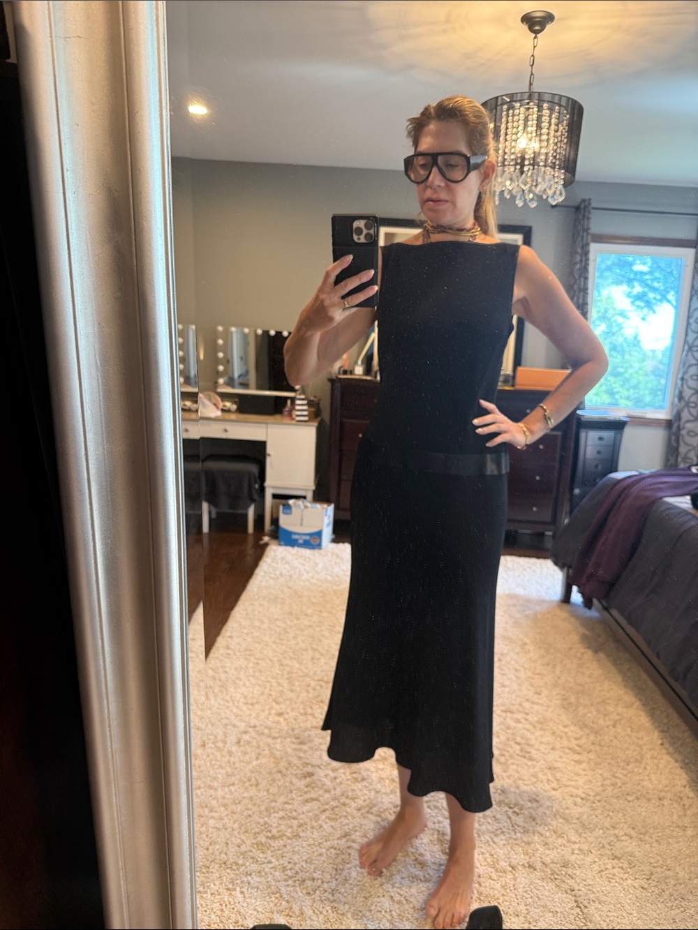 Jones Wear Dress Sleek Black Sleeveless Midi Dress size 12